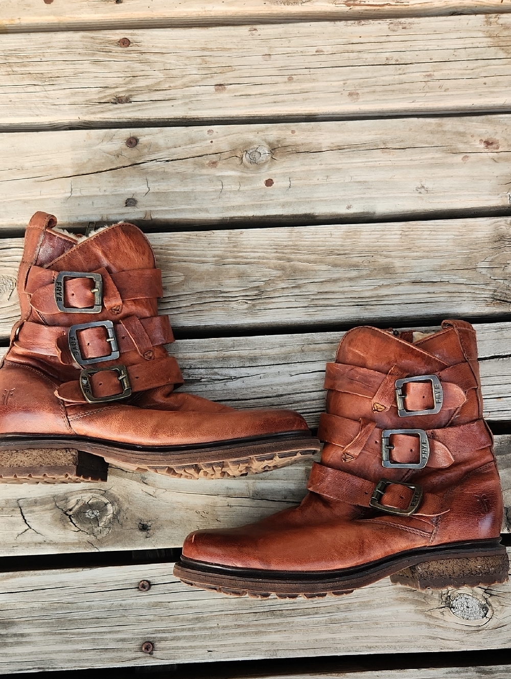 Frye Valerie Shearling Boot Brown Buckle 7.5 Revolve Winter Round Toe Neutral
